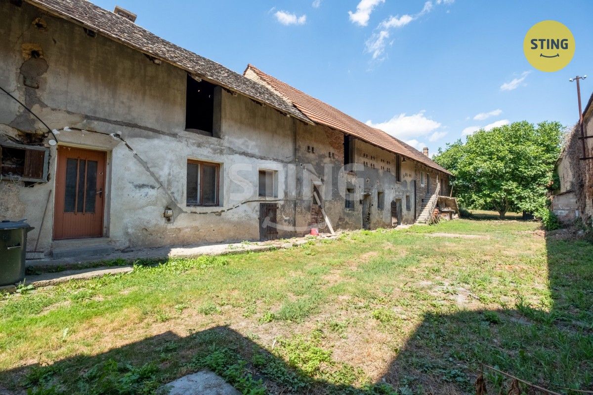 Zemědělská usedlost · 262 m² · Náves  , Kleneč - 4