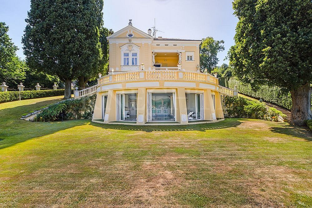 Rodinné domy, Senohraby, okres Praha-východ, Středočeský kraj, 609 m² - 2