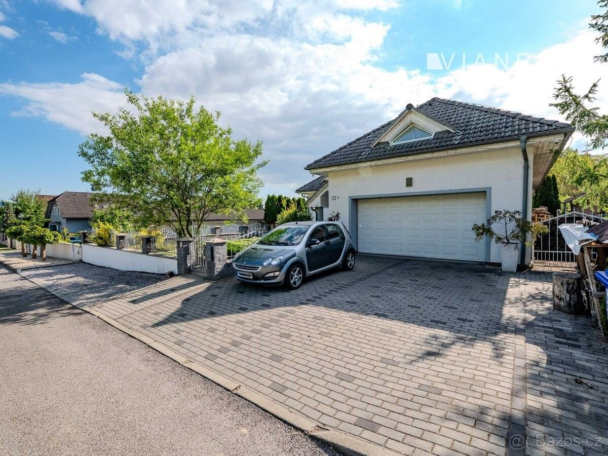 Rodinný dům · 987 65, Slovensko - 4