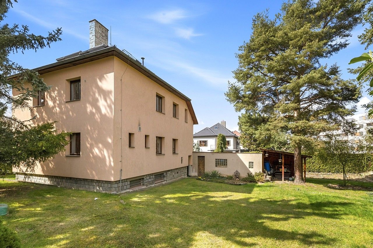 Rodinné domy, Poříčanská, Praha, 269 m² - 2