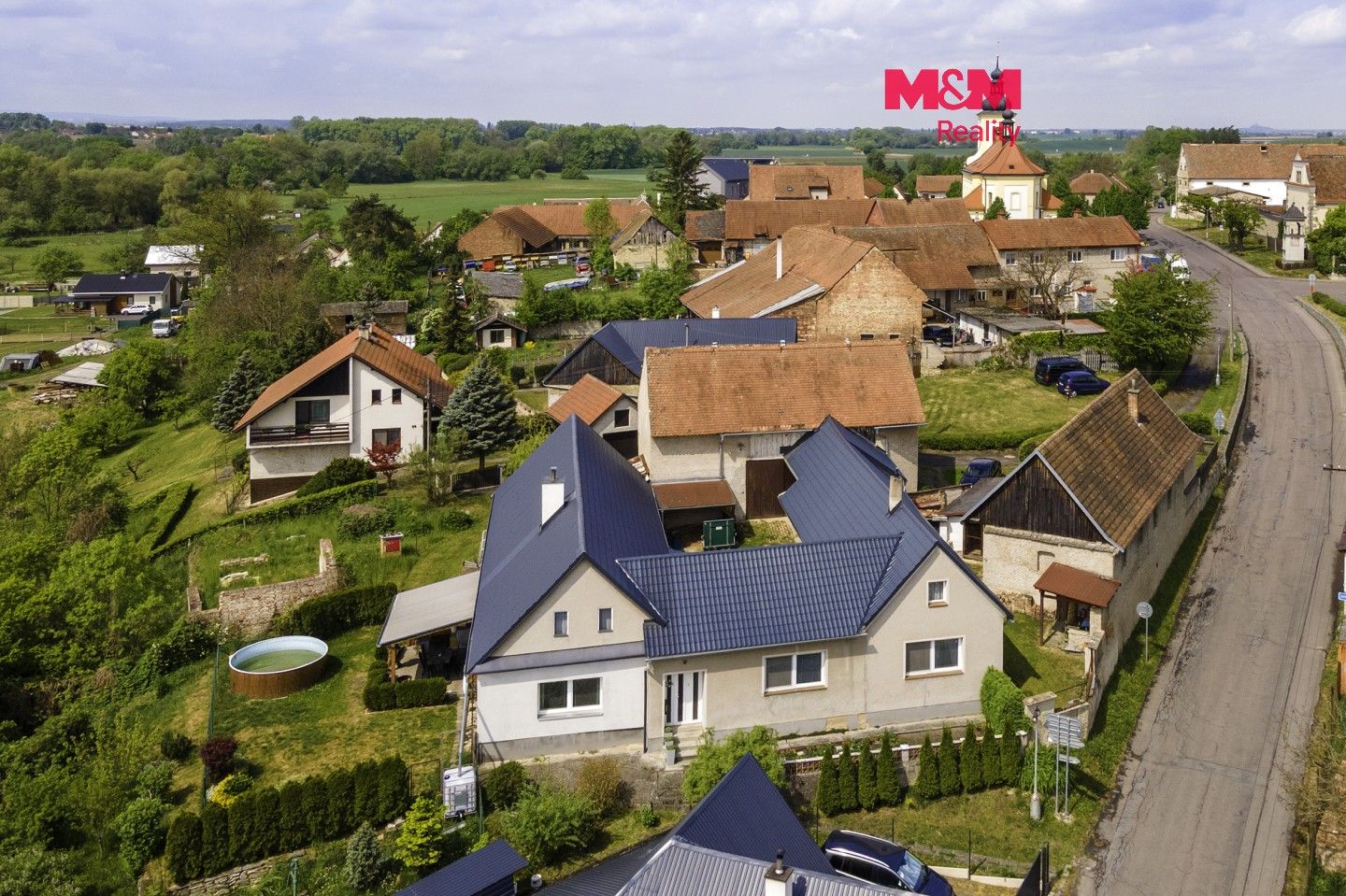 Prodej rodinný dům - Uhersko, 120 m² - 1