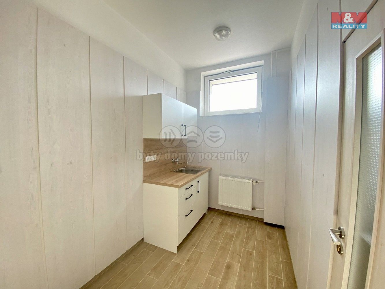 Kanceláře, Hlubčická, Krnov - Pod Bezručovým vrchem, okres Bruntál, 43 m² - 2