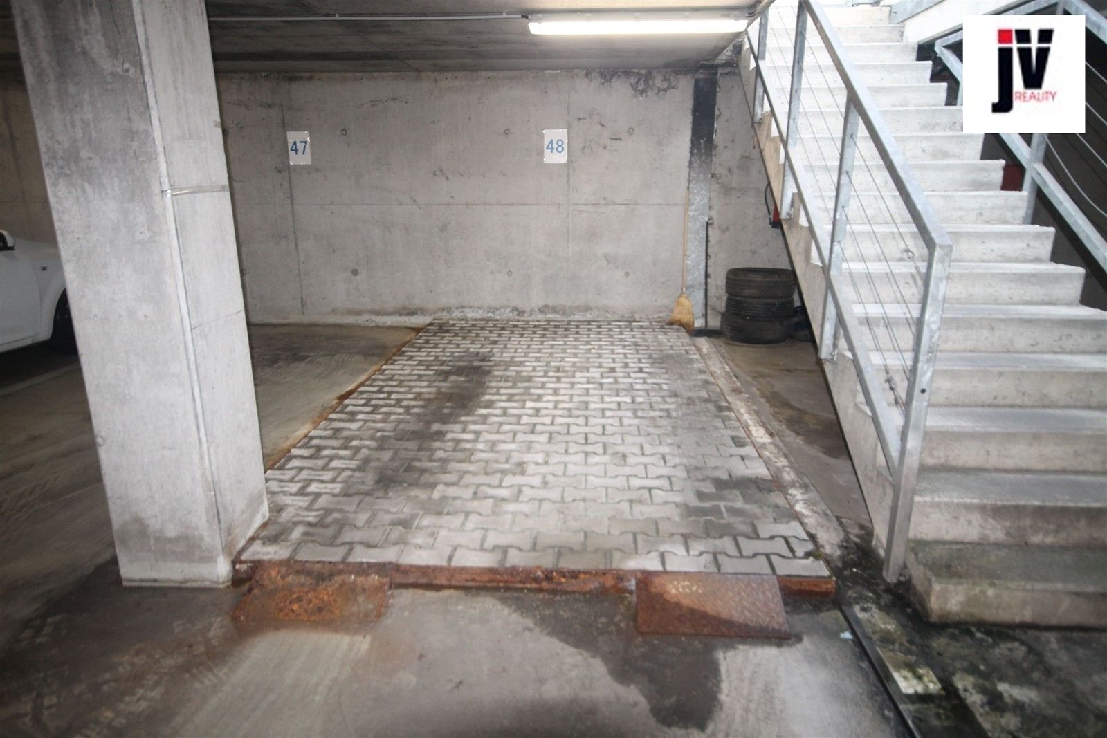 Pronájem ostatní - Poděbradova, Plzeň, 11 m²