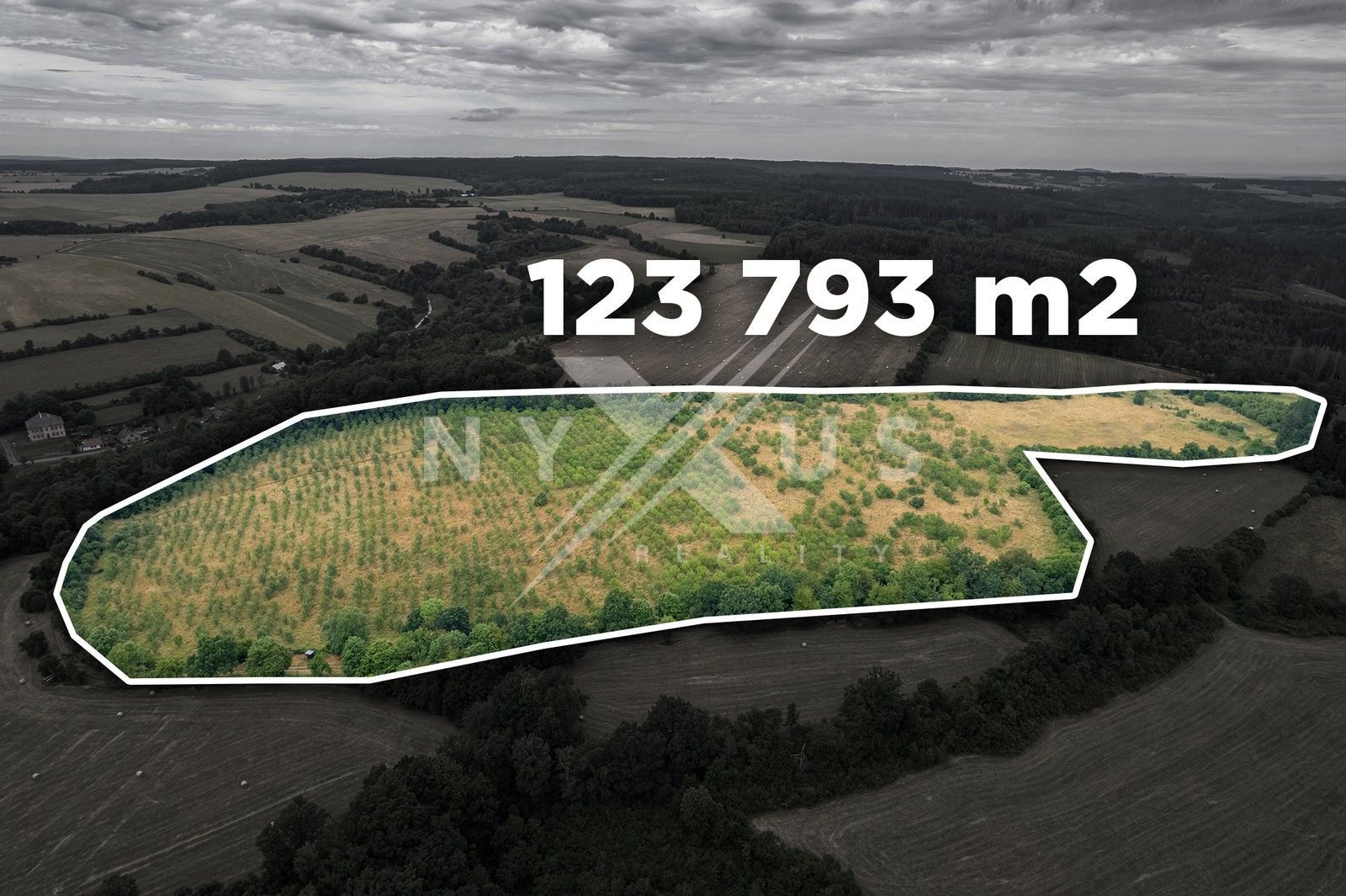 Prodej pozemek - Zbraslavice, 123 793 m²