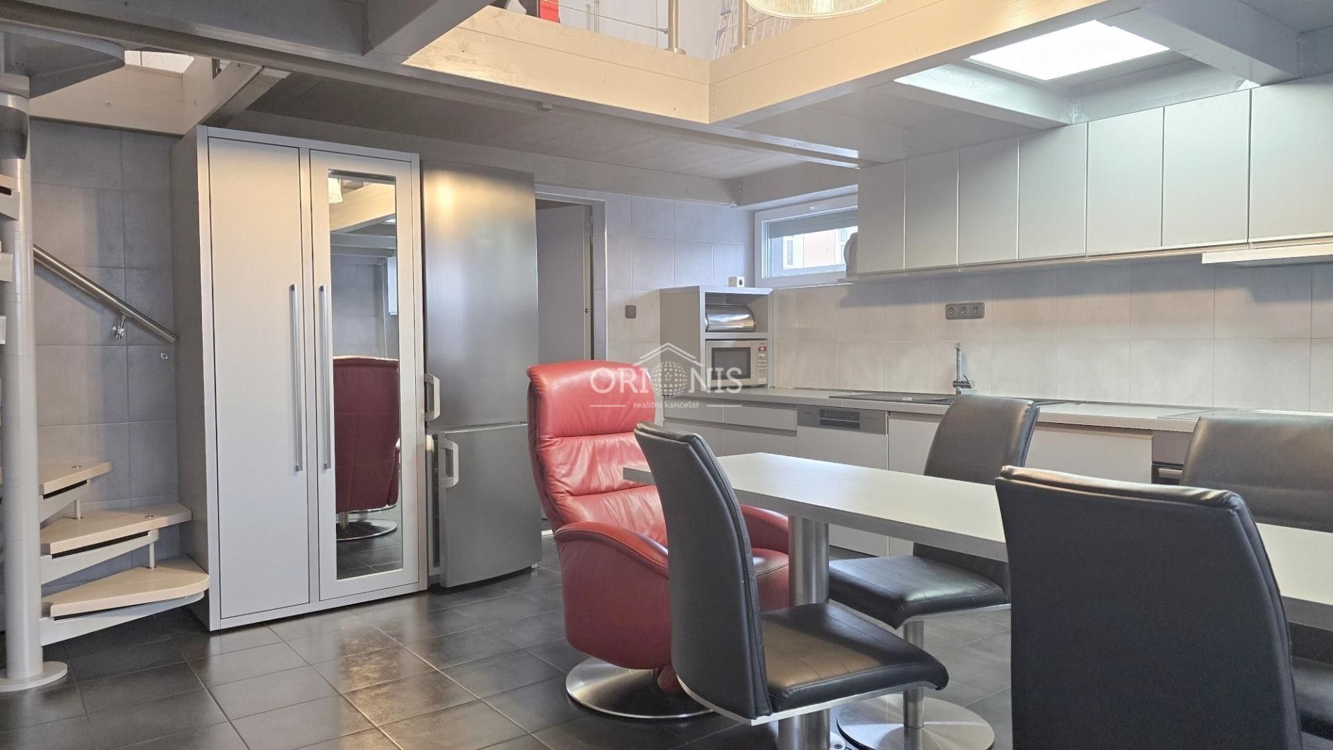 Pronájem byt 2+kk - Lipská, Chomutov, 65 m²