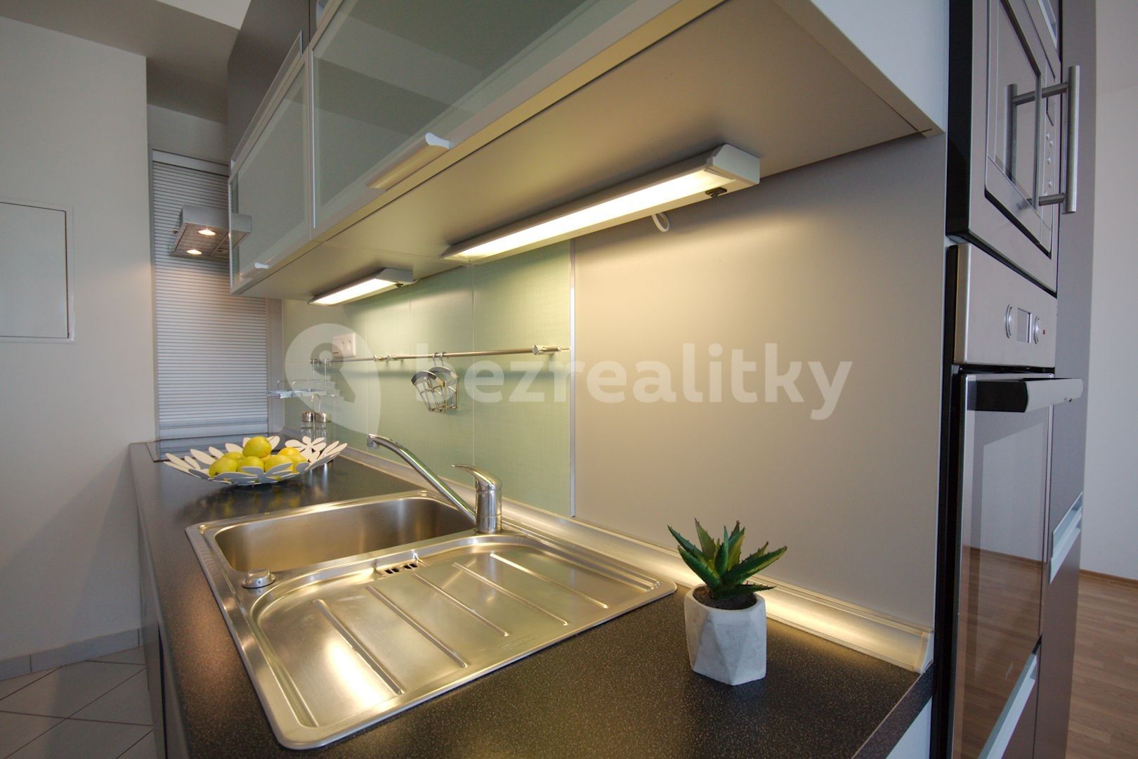 1+1, Přeučilova, Praha - Stodůlky, 43 m² - 2