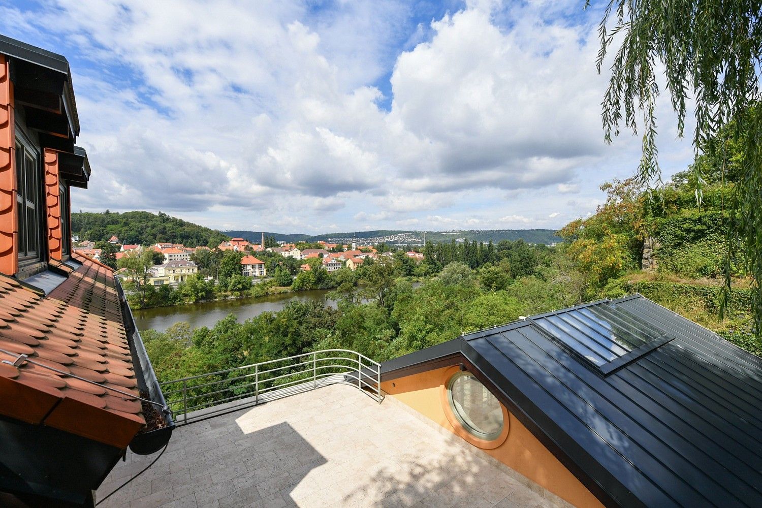 Rodinný dům · 308 m² · Praha 5 - 3