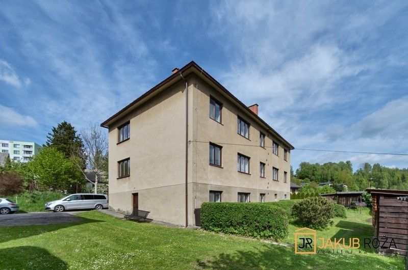 Byty, Poniklá, 512 42