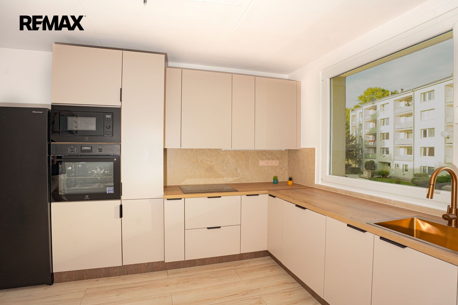 Prodej byt 3+1 - Jankovcova 2872, Teplice Trnovany, 81 m² - 5