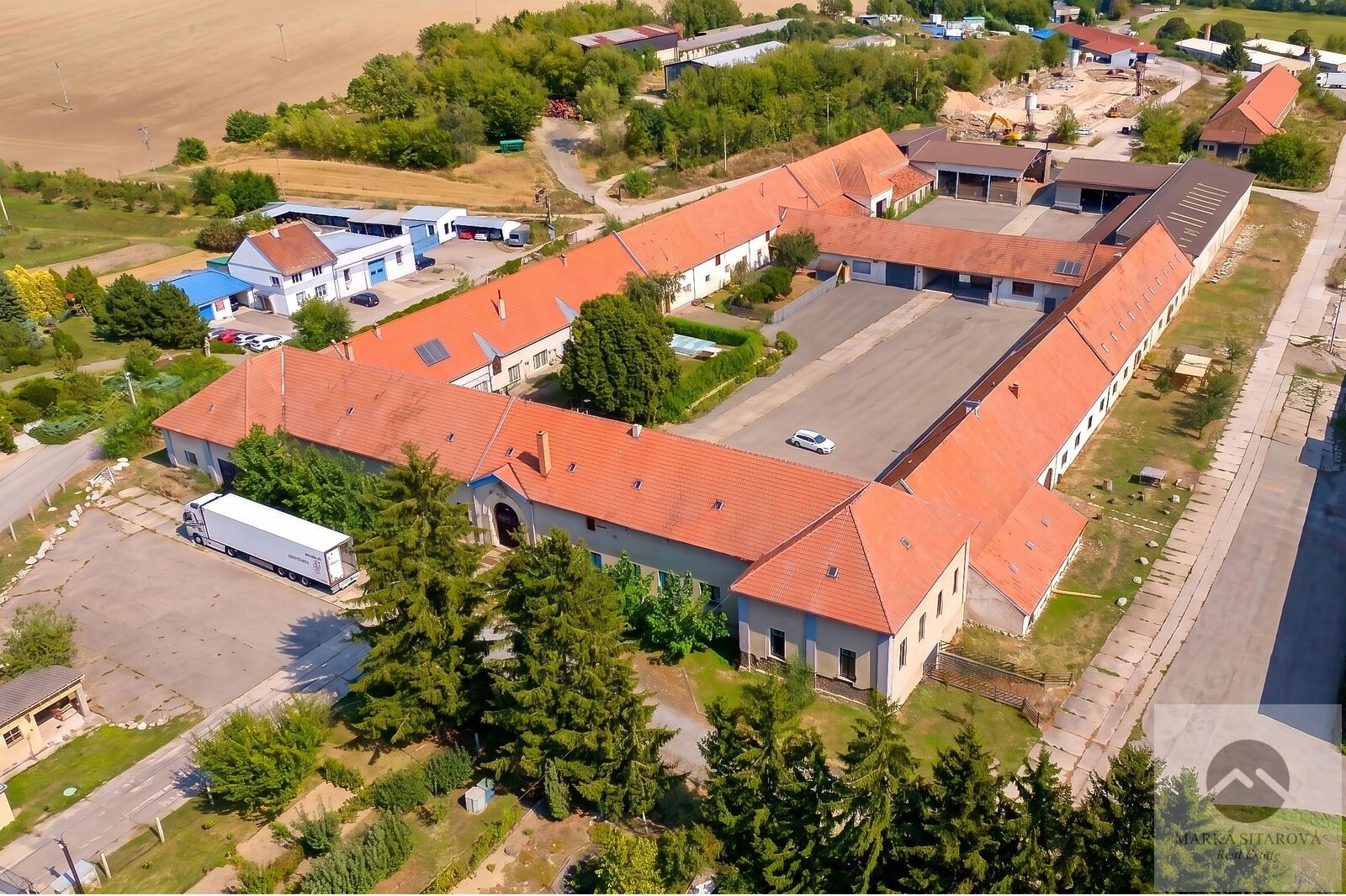 Výrobní prostory · 18 683 m² · Družstevní 1, Letonice - 3
