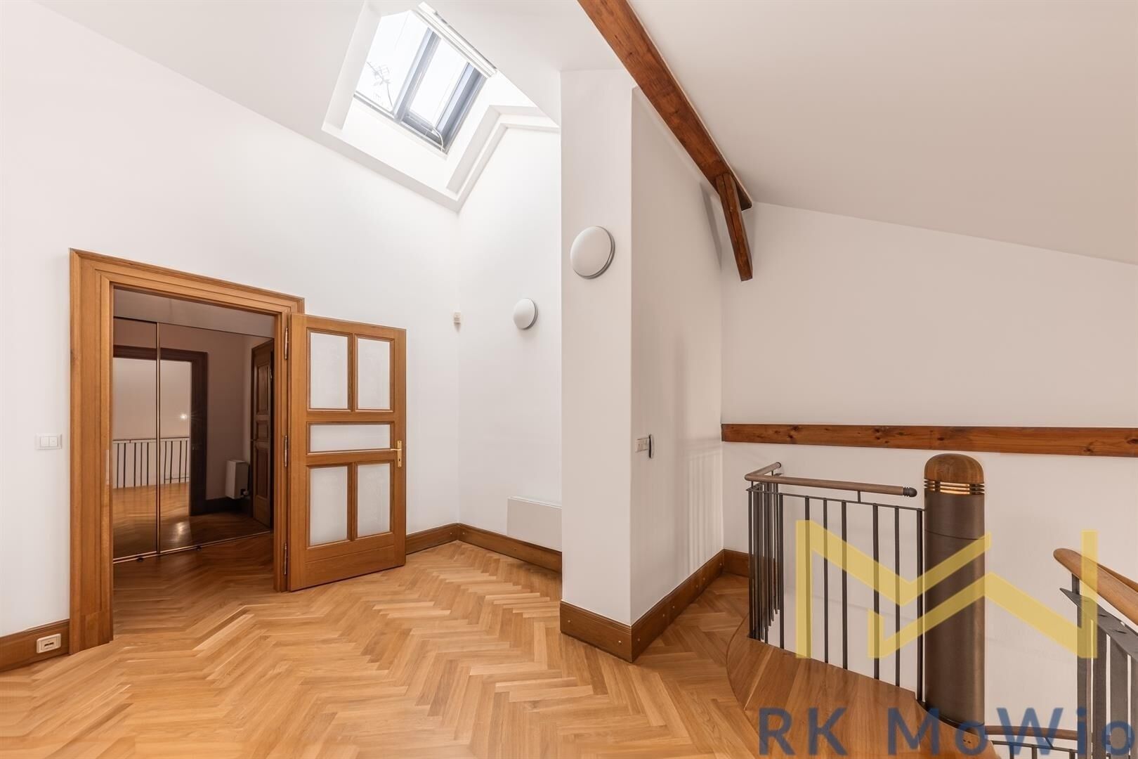 Byt 4+1 · 195 m² · Žatecká, Praha - 3