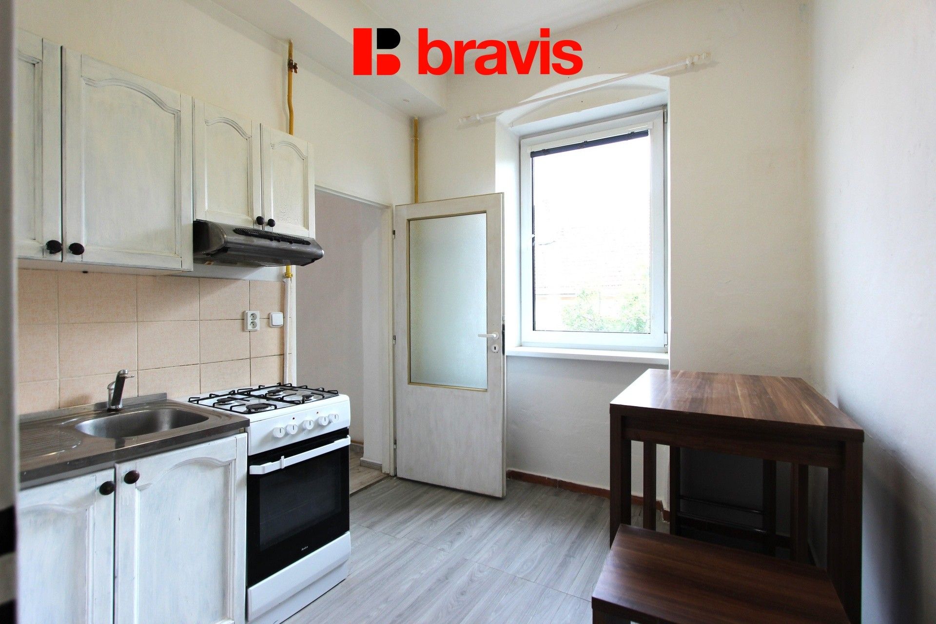 1+1, Hutní osada, Zastávka, 27 m²