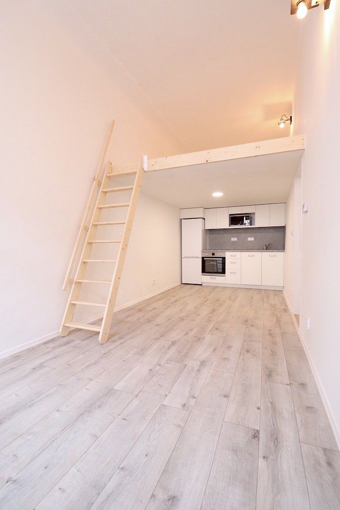 Pronájem byt - Hradec Králové, 500 03