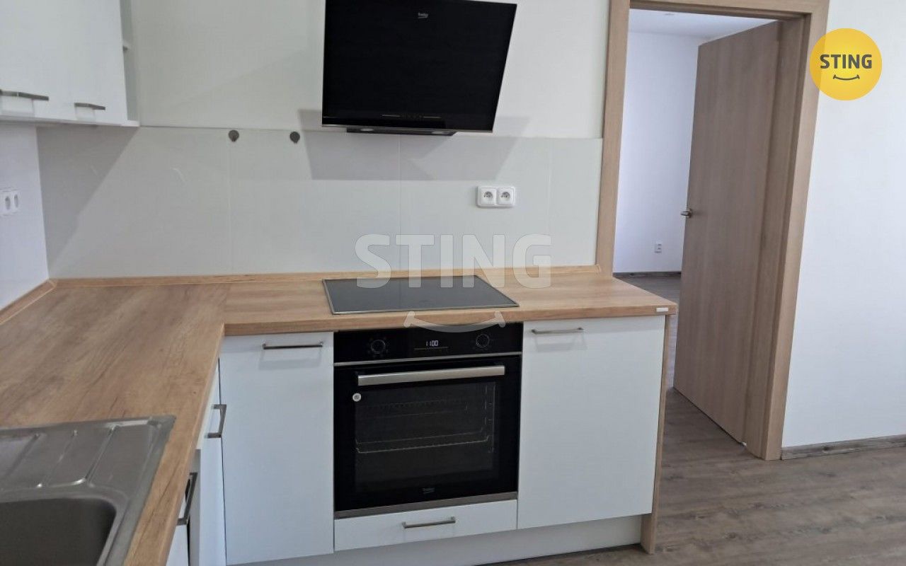 Pronájem byt 2+kk - Jindřichova, Ostrava, 60 m²