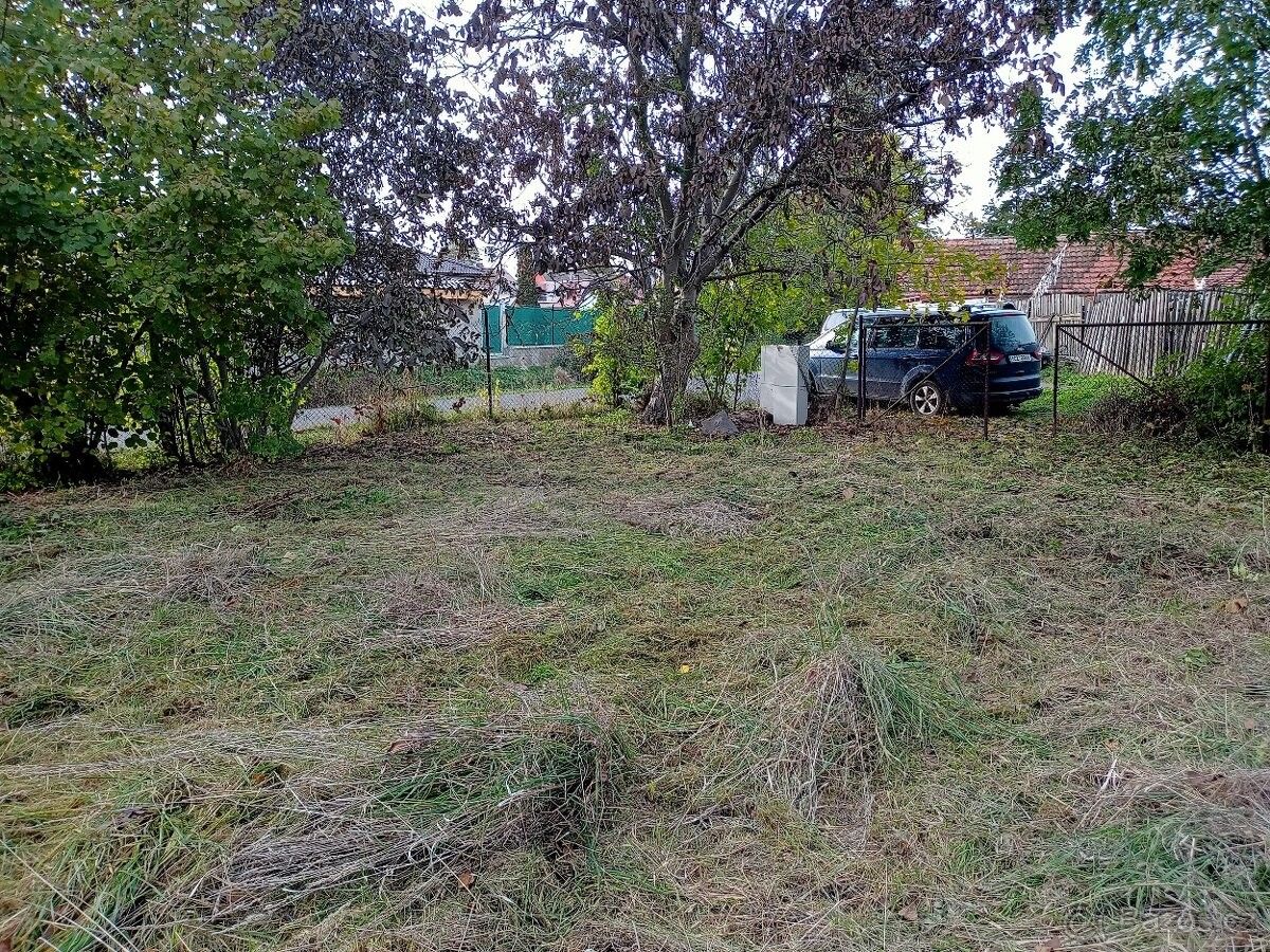 Prodej pozemek pro bydlení - Žatec, 438 01