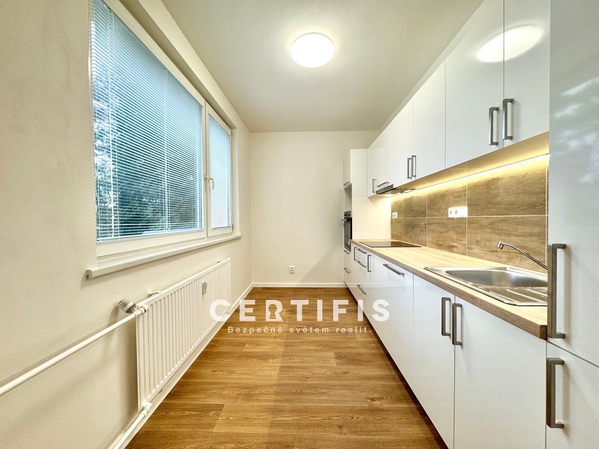 4+1, F. S. Tůmy, Orlová, 82 m²