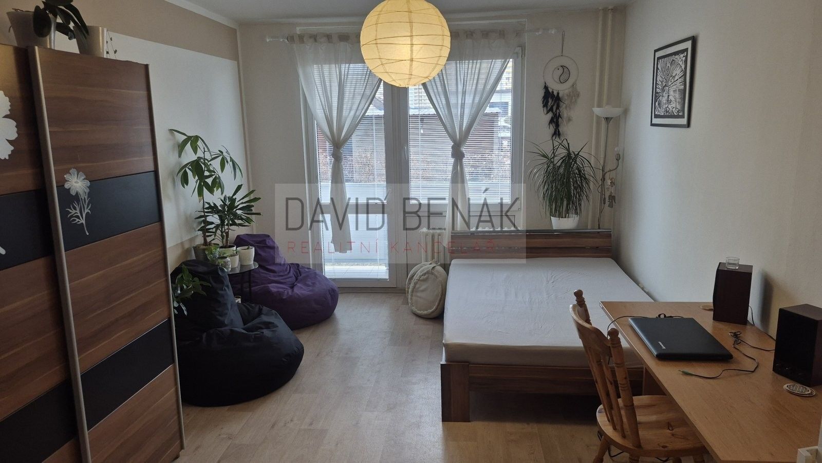 Pronájem byt 1+kk - Brožíkova, Hradec Králové, 28 m²