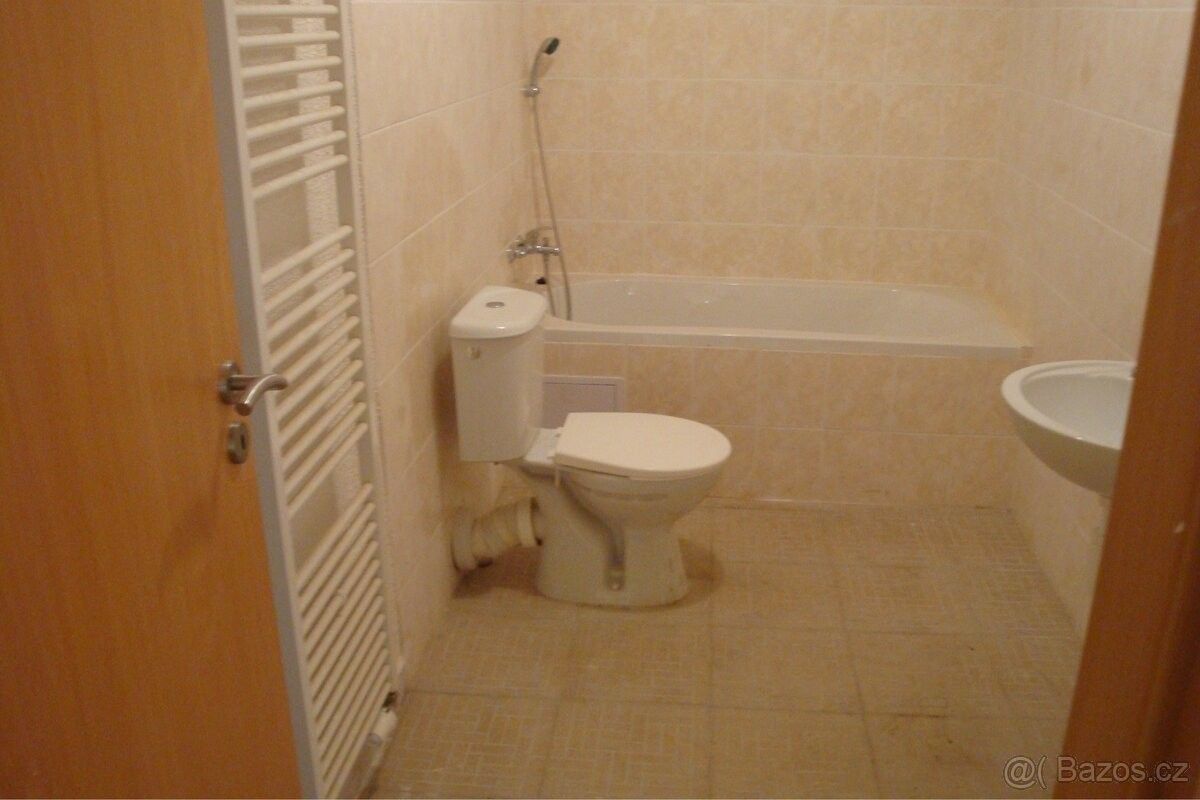 Pronájem byt - Klášterec nad Ohří, 431 51