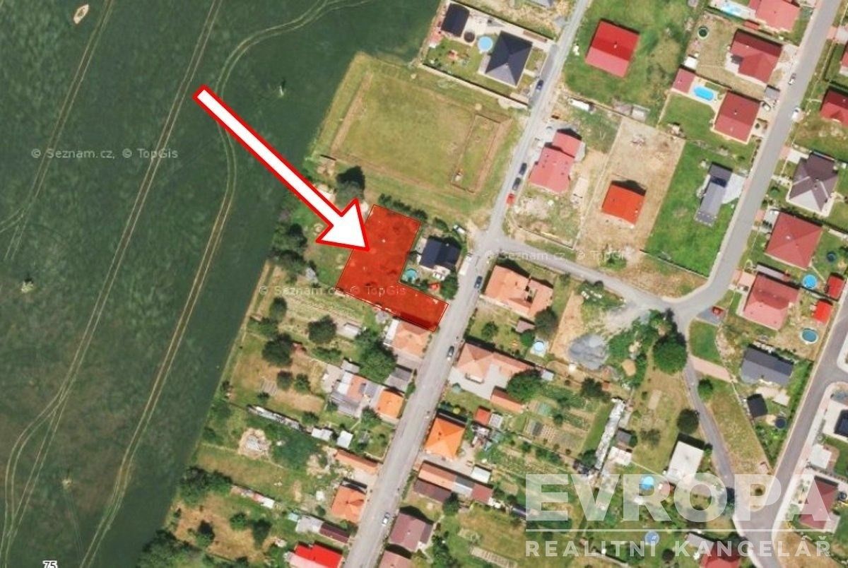 Pozemek pro bydlení, 829 m²