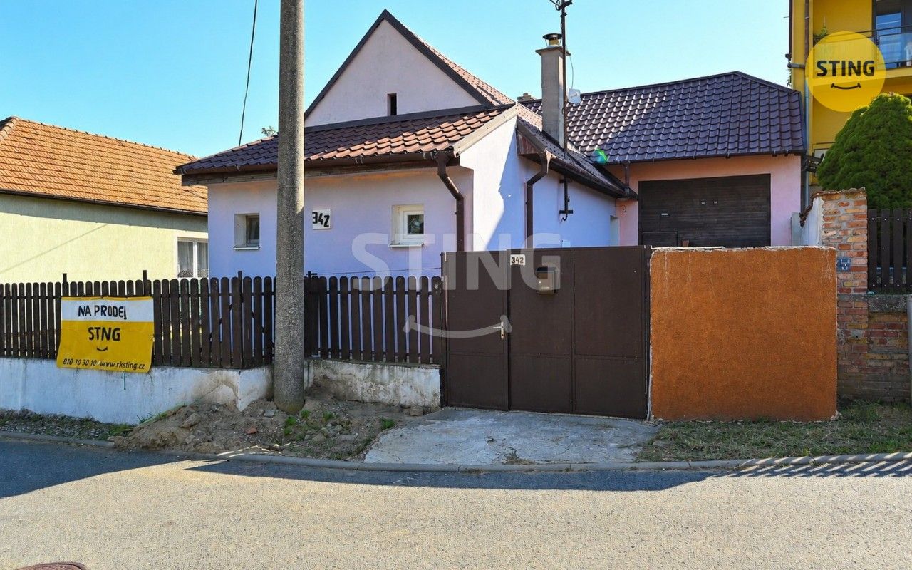 House, 80 m², land 256 m²