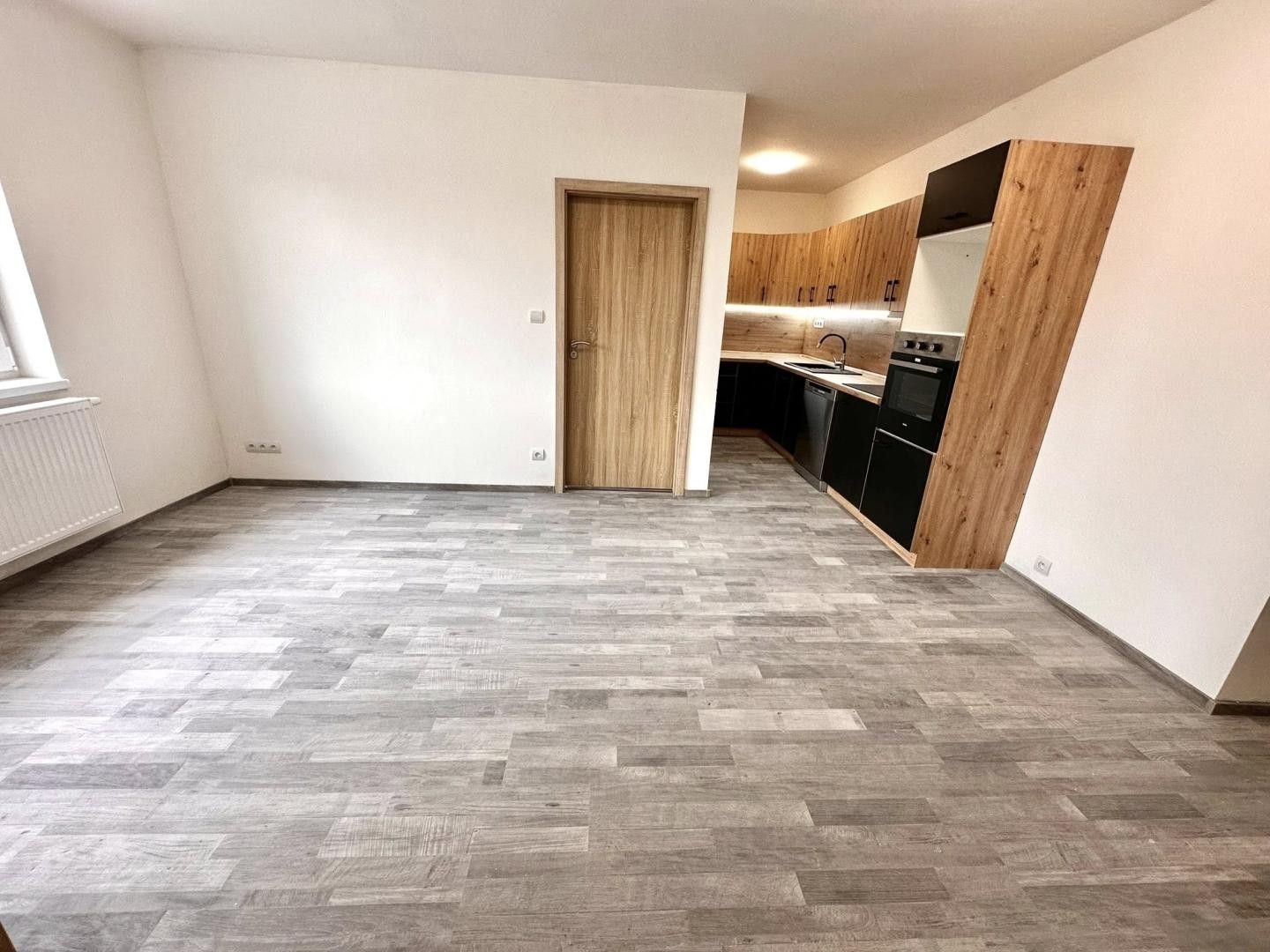 Prodej byt 3+kk - Dolní Dobrouč, 74 m²