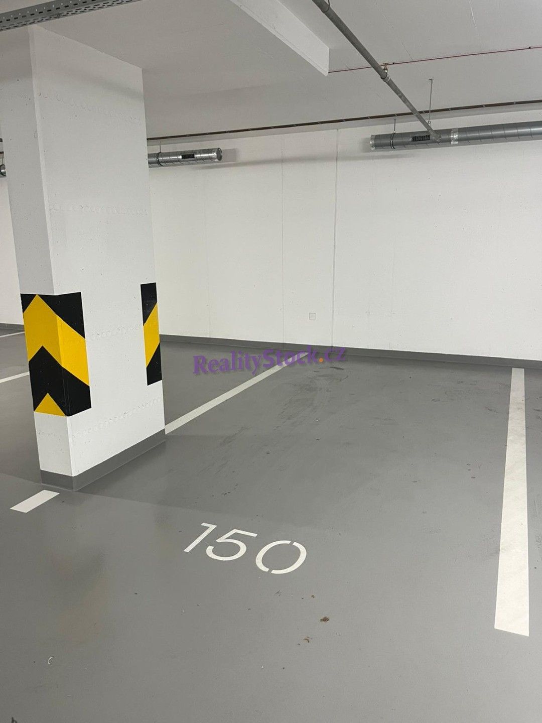 Pronájem garáž - Praha 4, Praha, 12 m²