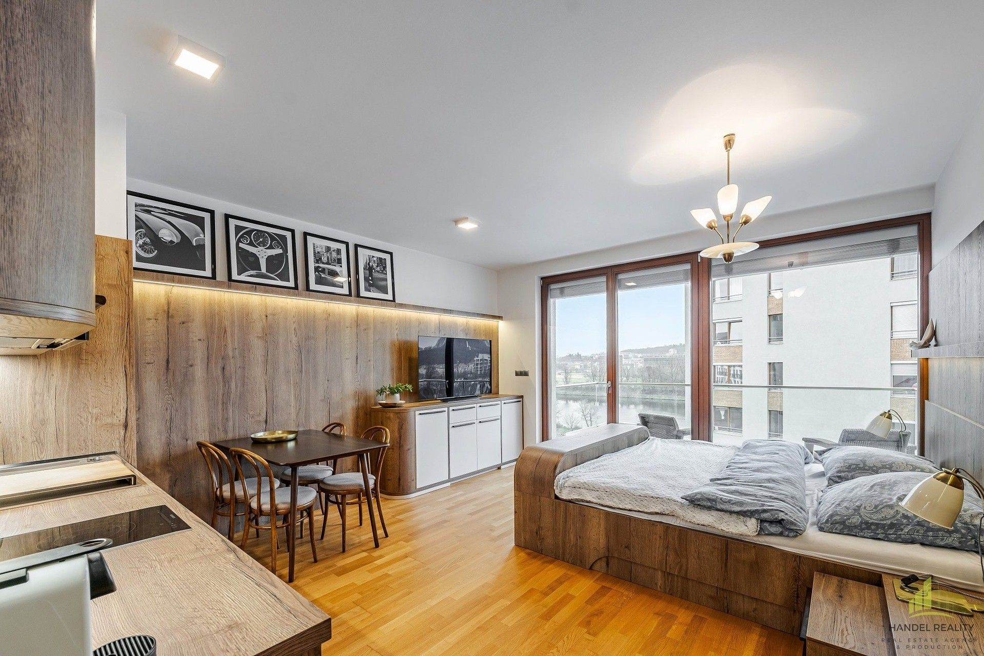 Pronájem byt 1+kk - V háji, Praha, 35 m²