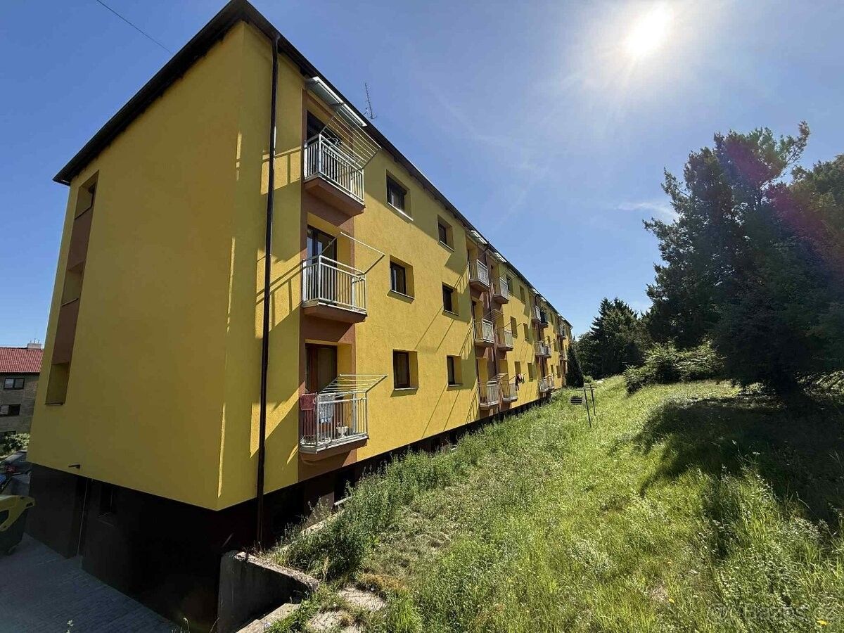 Prodej byt - Chvaletice, 533 12