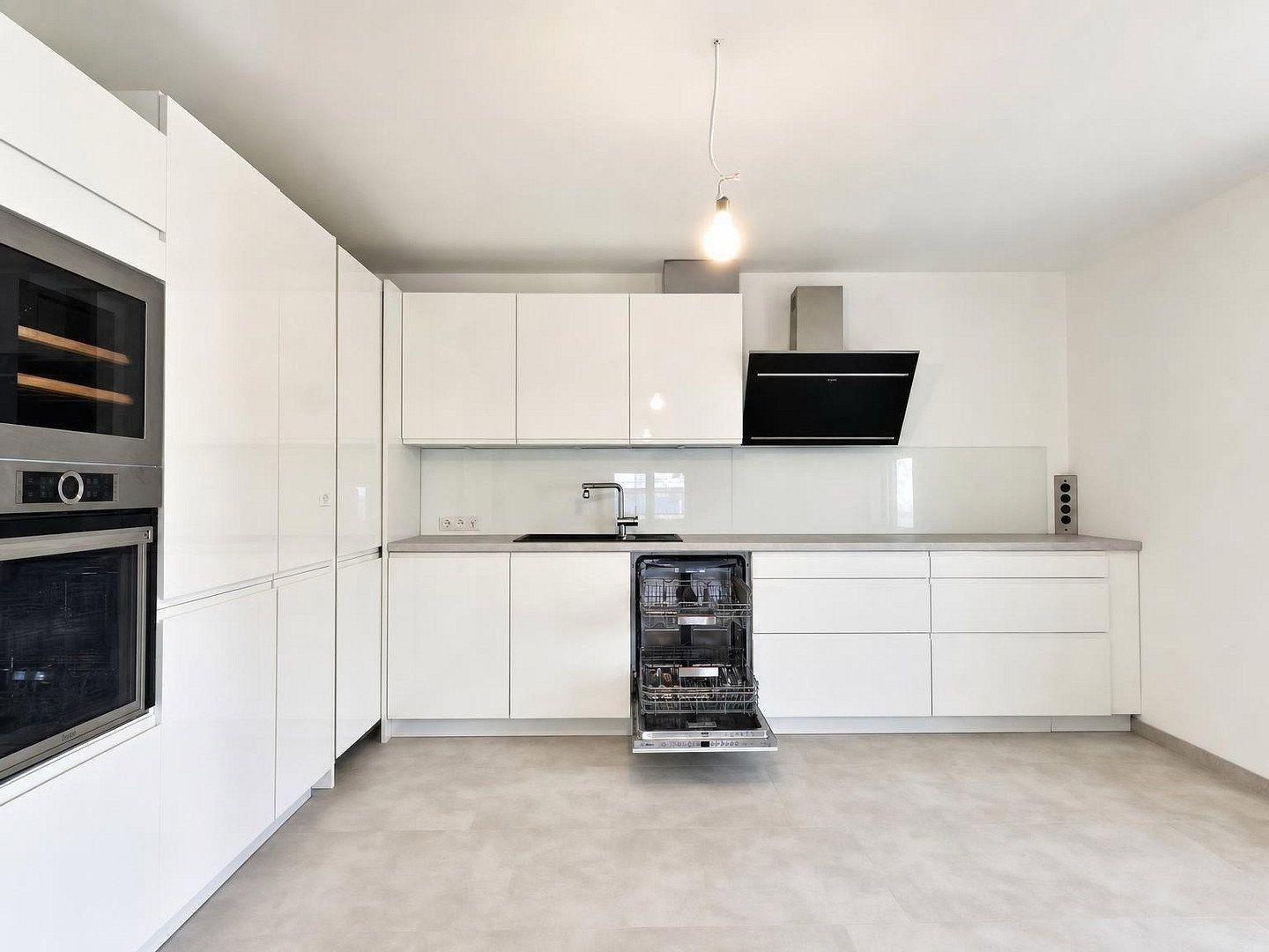 Byt 5+1 · 115 m² · , Bavorsko - 4