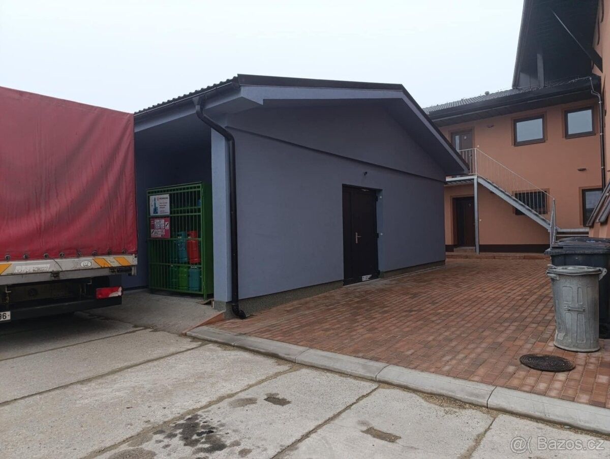 Sklady, Loštice, 789 83