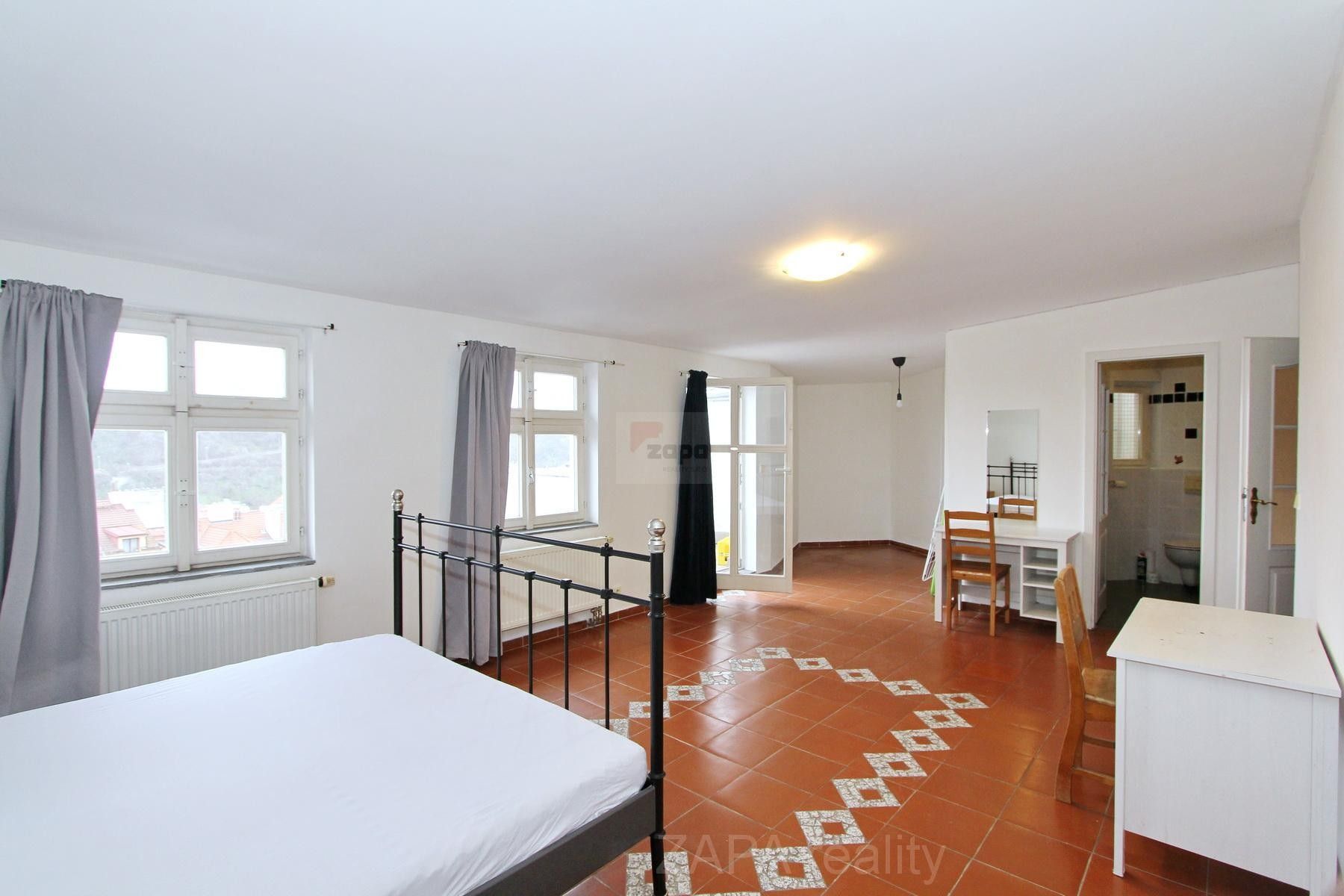 Byty, Blahníkova, Praha, 32 m²