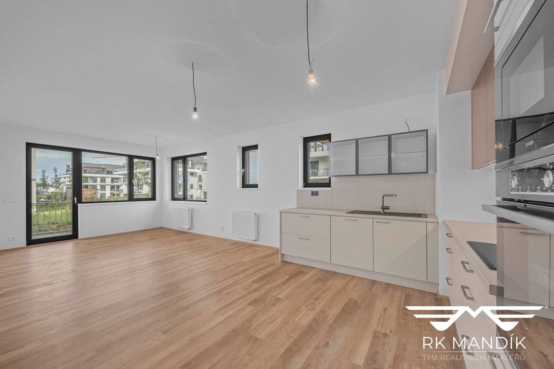 Pronájem byt 3+kk - K Beranovu,Dolní Chabry,Praha, 86 m² - 2