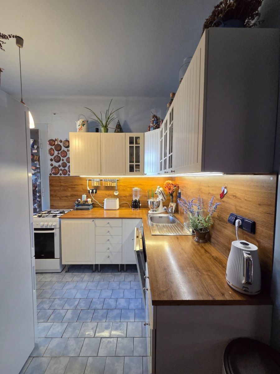 2+kk, 5. května, Praha - Nusle, 54 m² - 2