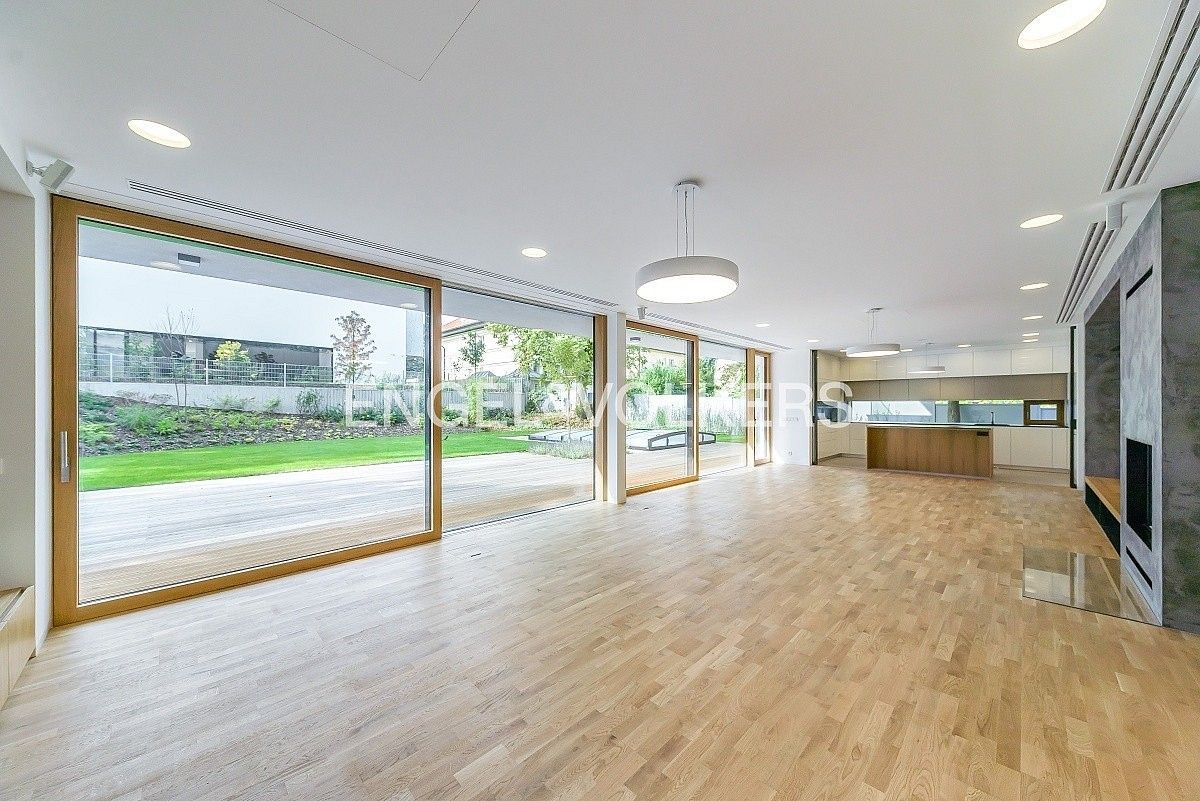 Rodinné domy, Praha - Bubeneč, okres Praha 6, Hlavní město Praha, 523 m² - 1