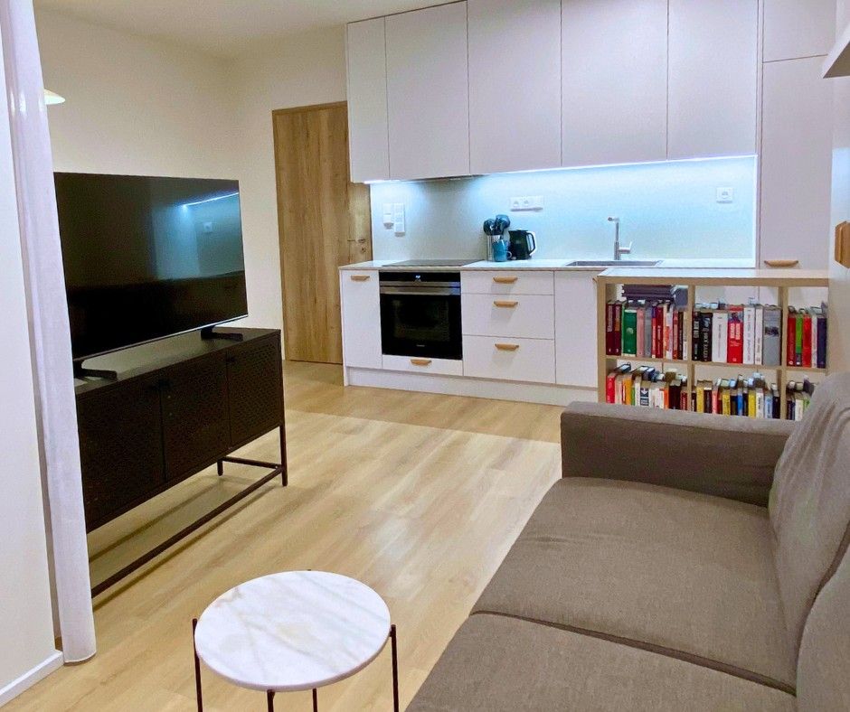 Pronájem byt - Praha, 170 00