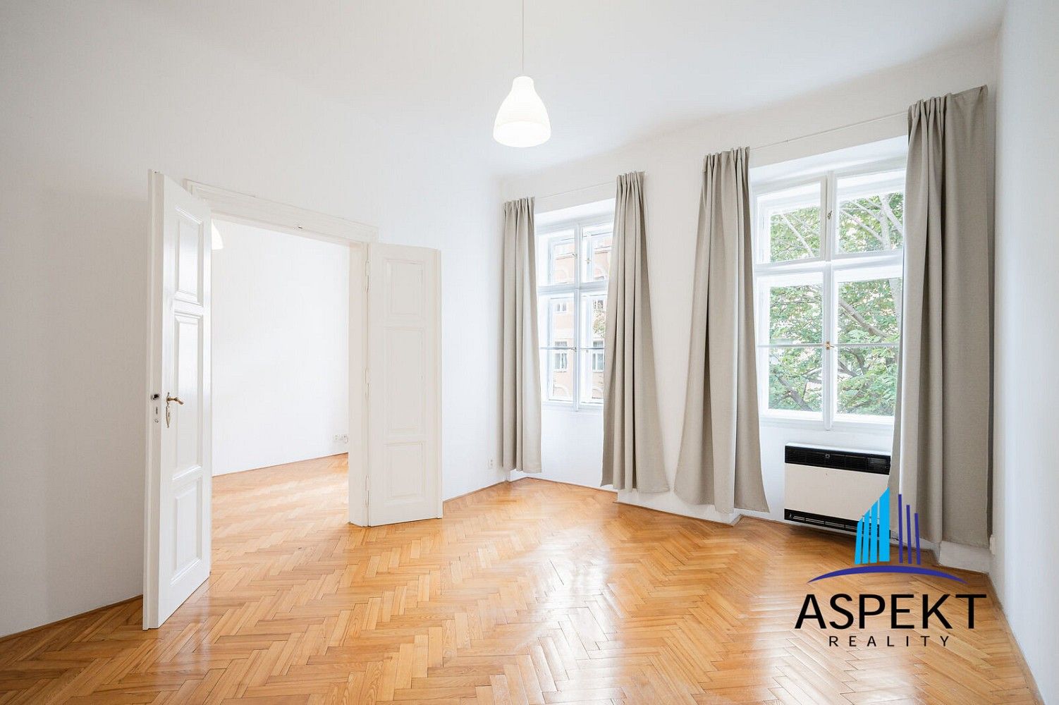 2+1, Praha - Karlín, okres Praha 8, Hlavní město Praha, 50 m² - 1