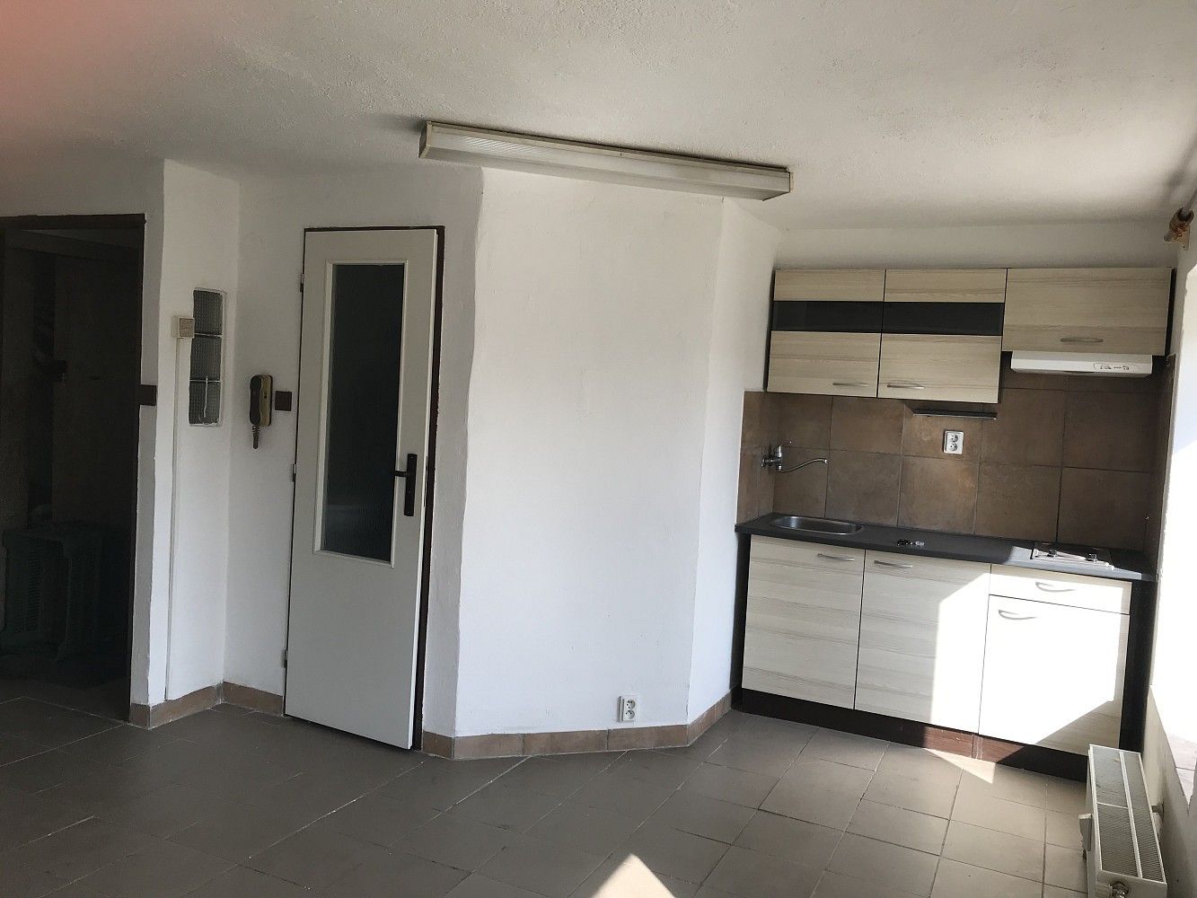 1+kk, 1. máje, Zastávka, okres Brno-venkov, 25 m² - 1
