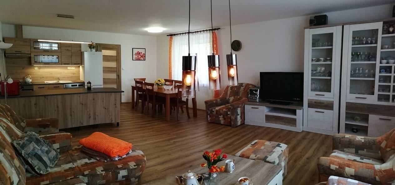 Chata · Běrunice - Slibovice, Středočeský kraj - 2