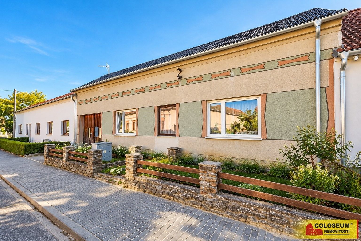Prodej rodinný dům - Práče, 162 m² - 1