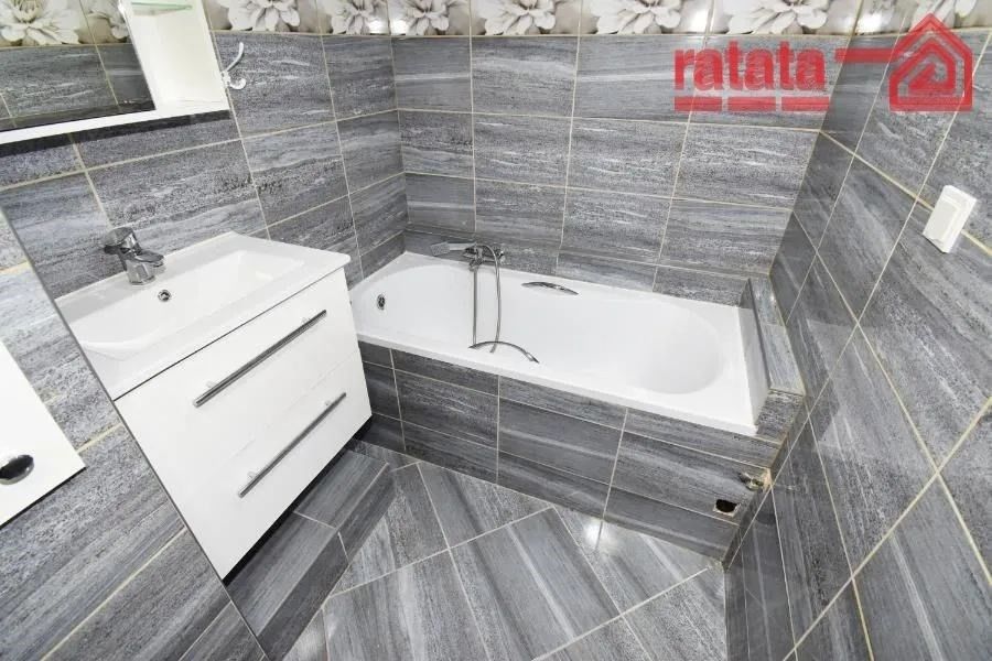 2+1, Písečná, Chomutov, 61 m²