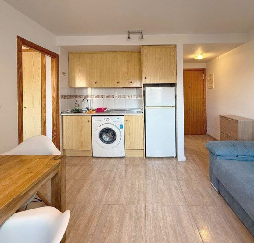 Byty, 987 66, Zahraničí