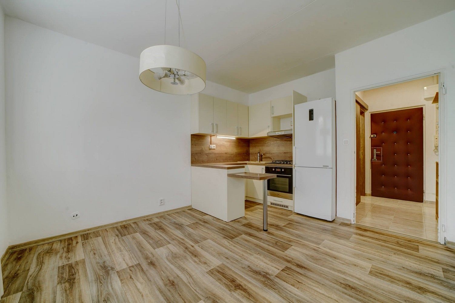 Prodej byt 1+1 - Zlín, Zlínský kraj, 34 m² - 2