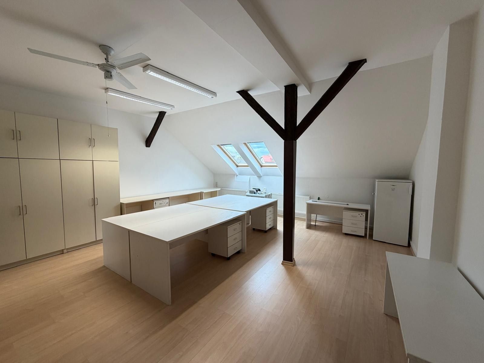 Pronájem kancelář - Dubečská, Praha - Strašnice, 133 m² - 5