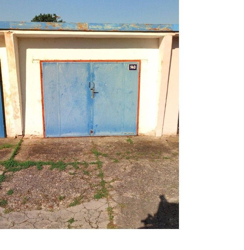 Garáže, Uherské Hradiště, 686 01