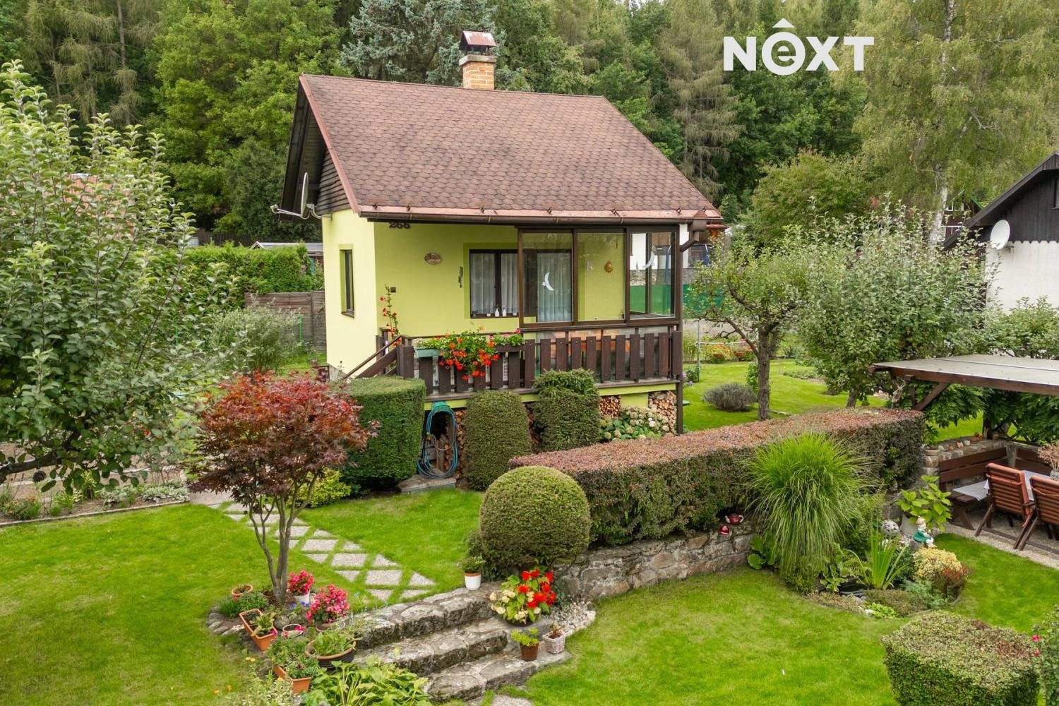 Chaty, Lhota Samoty, Planá nad Lužnicí, 42 m²