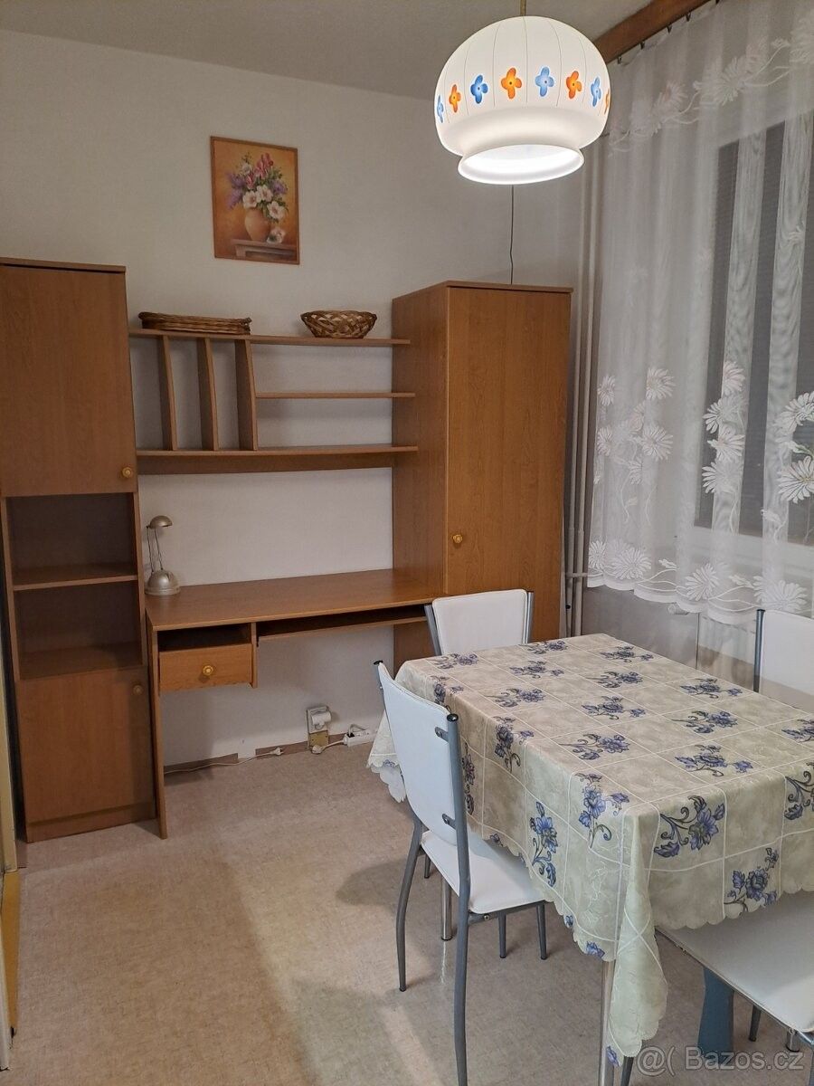 Byty, Těšany, 664 54 - 1