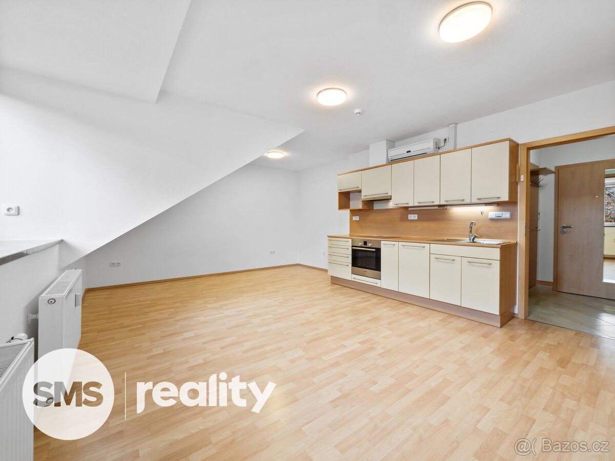 Byty, Humpolec, 396 01