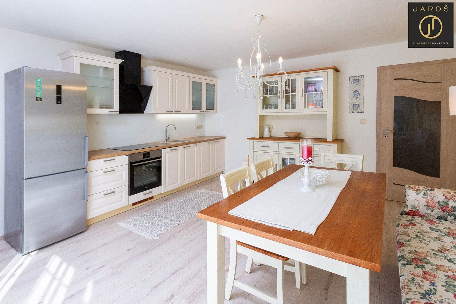 Rodinný dům · 350 m² · Karlovy Vary - Tašovice, Karlovarský kraj - 3