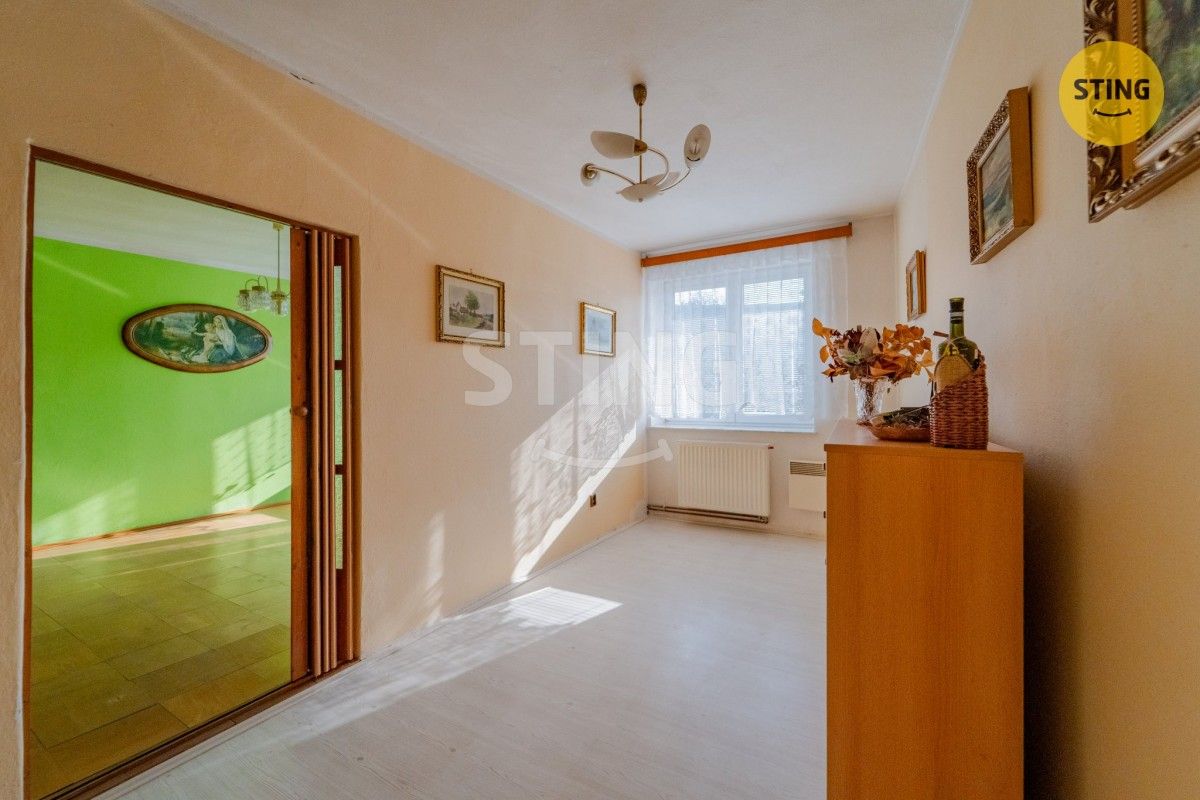 Prodej rodinný dům - Úzká, Velké Heraltice, 347 m² - 5