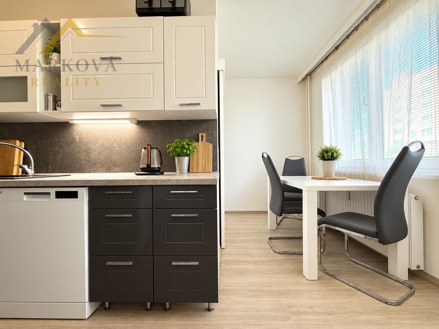 2+1, Sídliště Plešivec 383, Český Krumlov Plešivec, 59 m² - 1